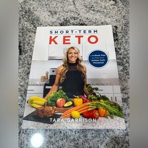 Short-Term Keto by — White Cover